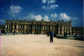 40th_bday_Versailles.jpg (30961 bytes)