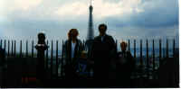 Eiffel_from_Arc_de_Triomphe_9_21_95.jpg (16115 bytes)